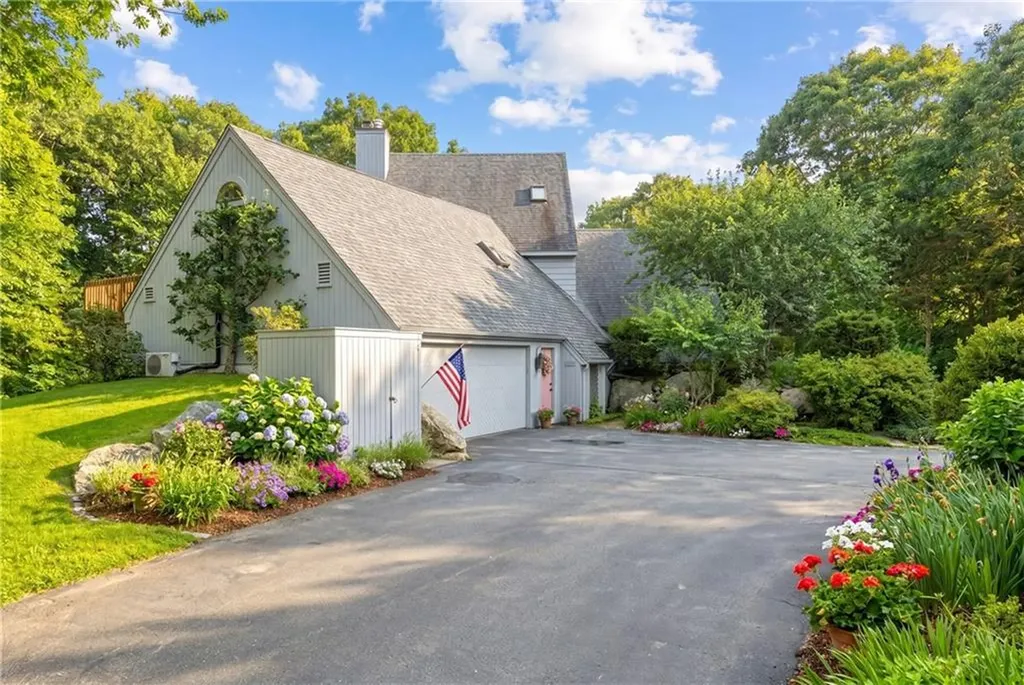 94 Howland Road Westport MA 02790