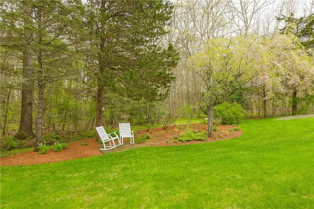 94 Howland Road Westport MA 02790