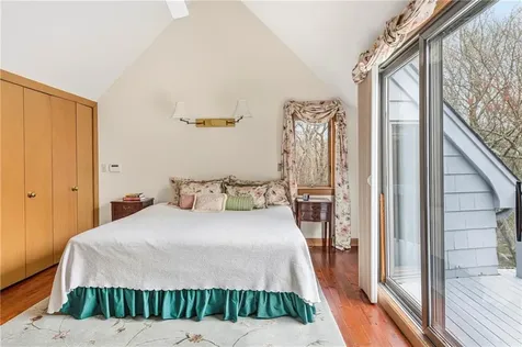 94 Howland Road Westport MA 02790