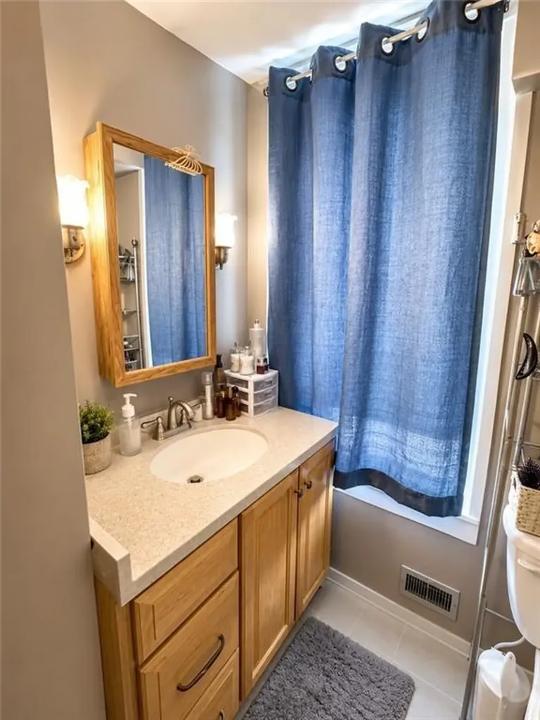 Woonsocket RI 02985