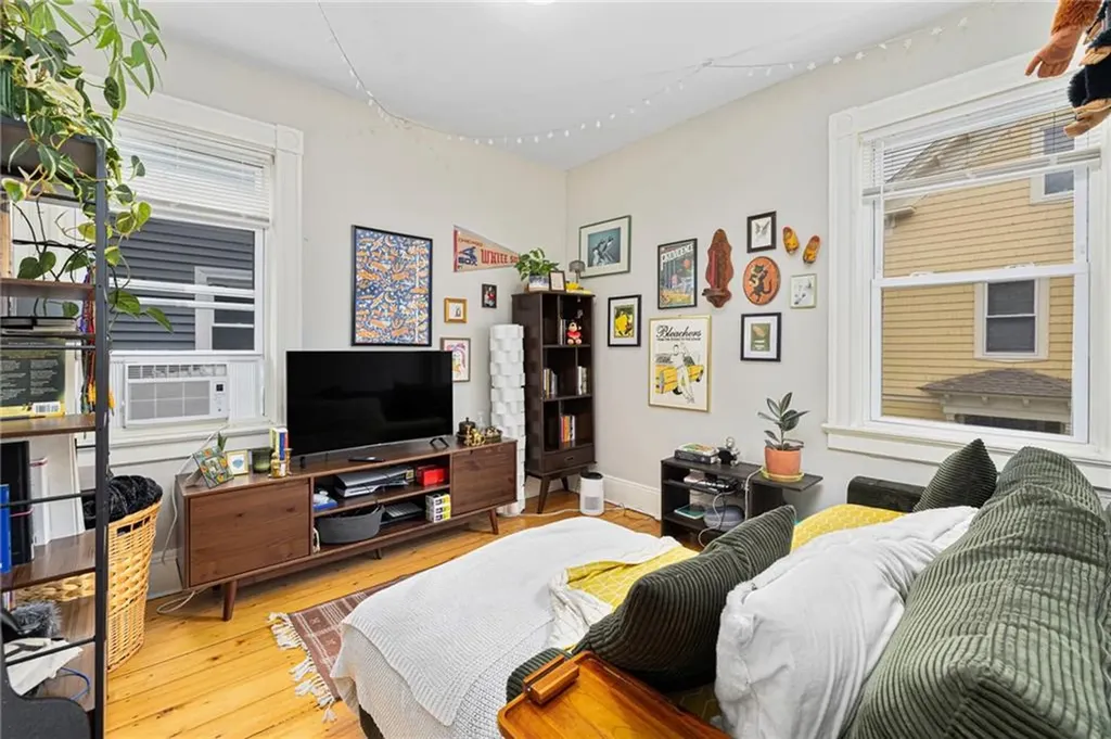 54 Barton Street Providence RI 02909