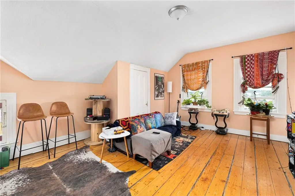 54 Barton Street Providence RI 02909