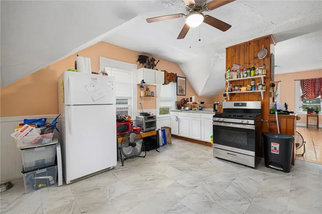 54 Barton Street Providence RI 02909