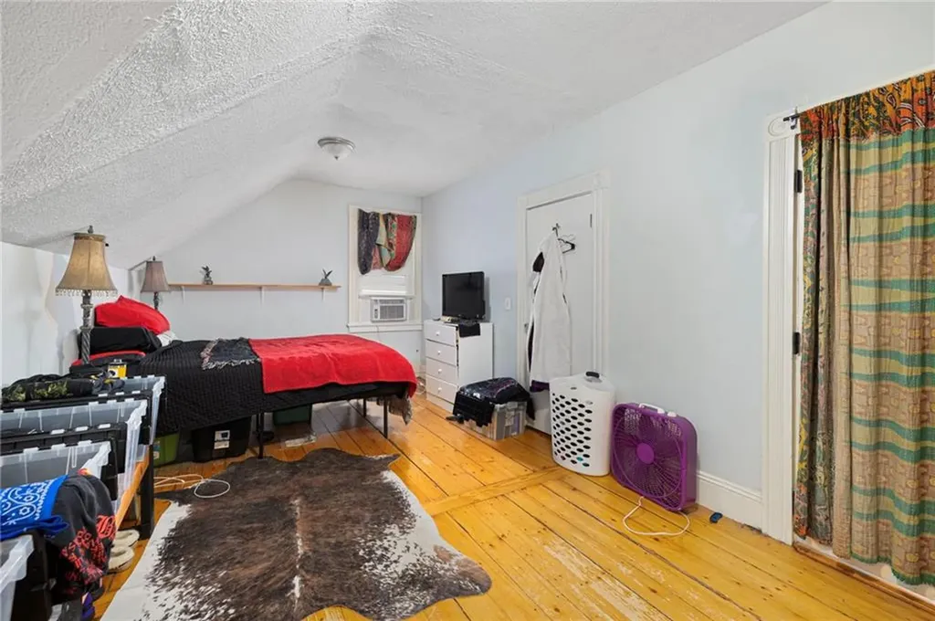 54 Barton Street Providence RI 02909