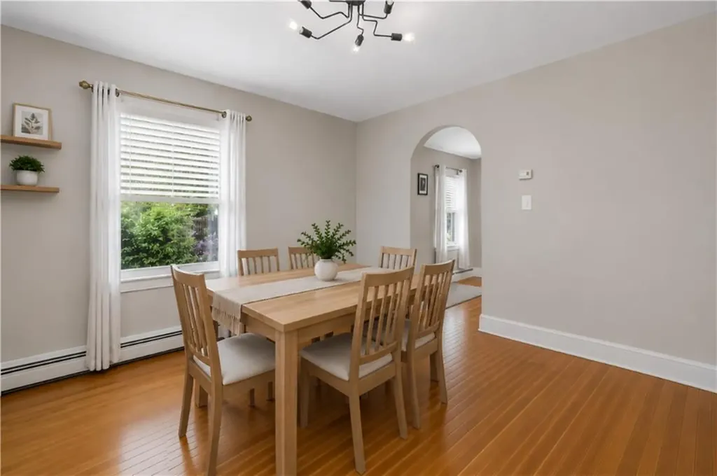 25 Farm Street Cranston RI 02920