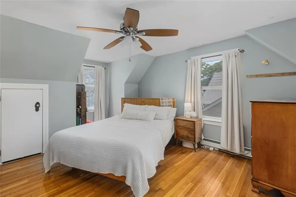 25 Farm Street Cranston RI 02920