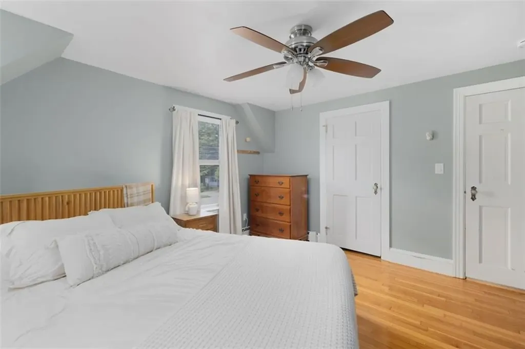 25 Farm Street Cranston RI 02920