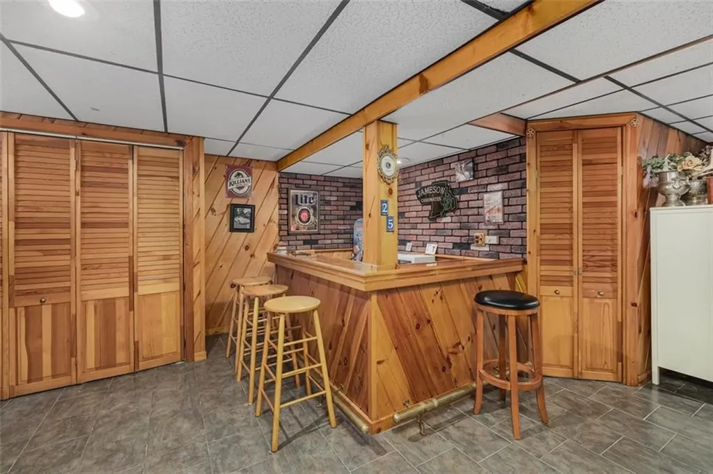 25 Farm Street Cranston RI 02920