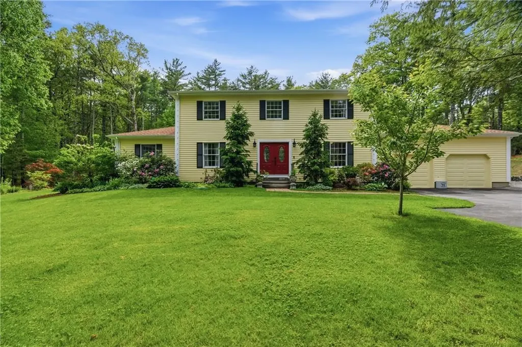40 White Pine Drive Glocester RI 02814