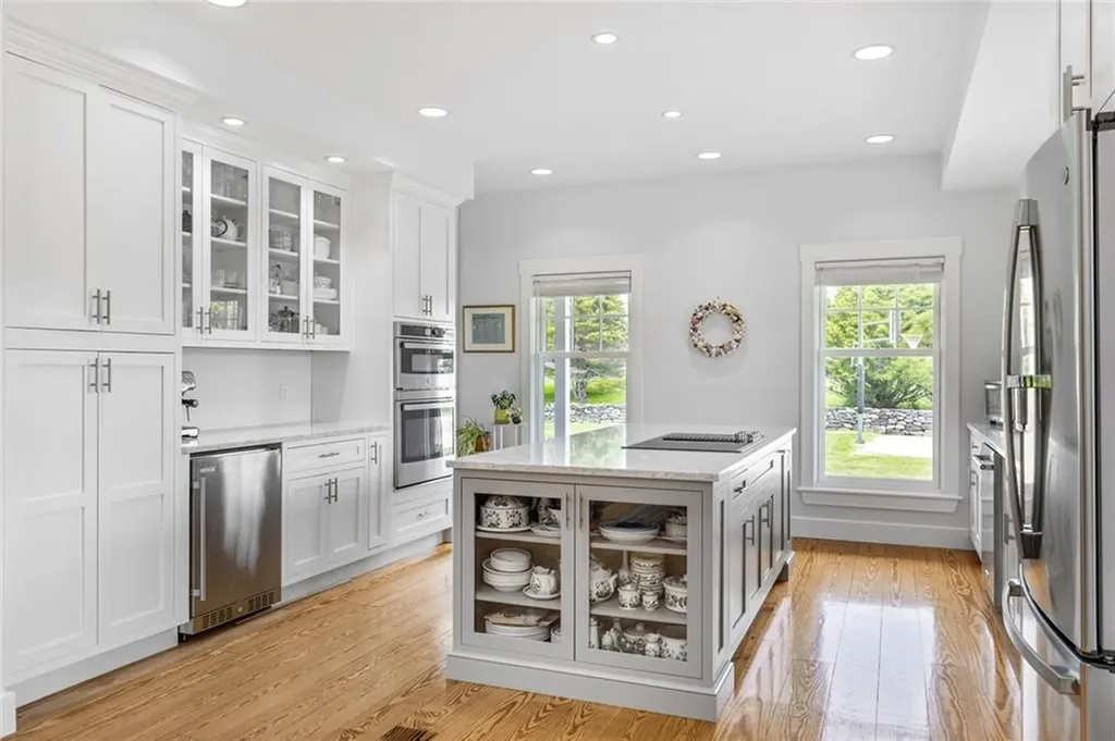 6 Moorings Way Little Compton RI 02837
