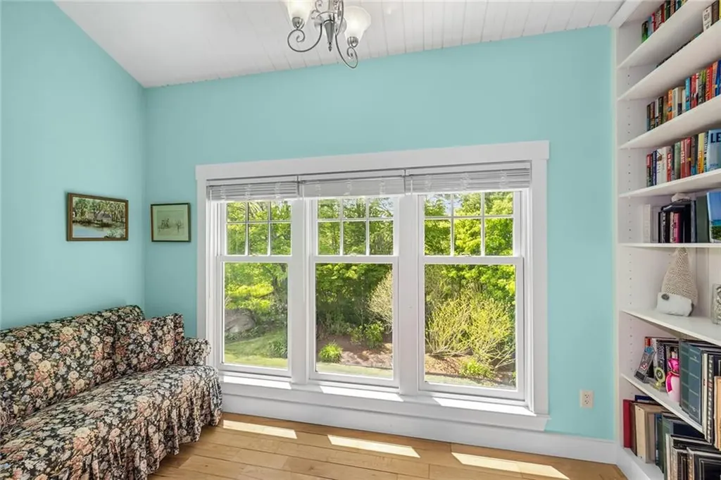 6 Moorings Way Little Compton RI 02837