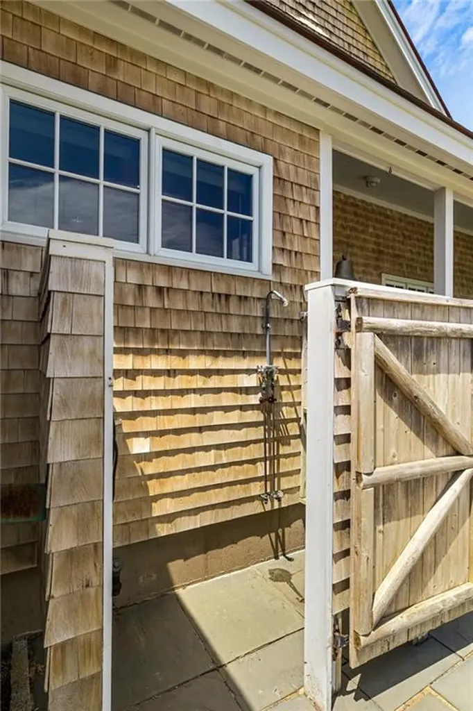 6 Moorings Way Little Compton RI 02837
