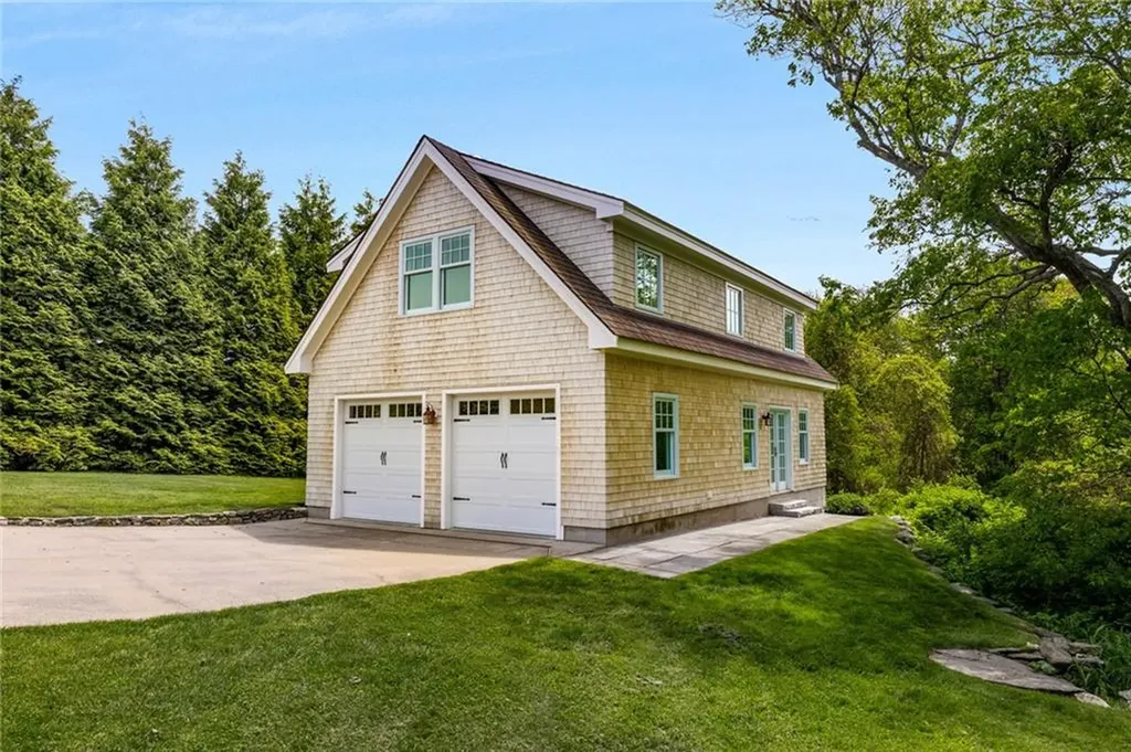 6 Moorings Way Little Compton RI 02837