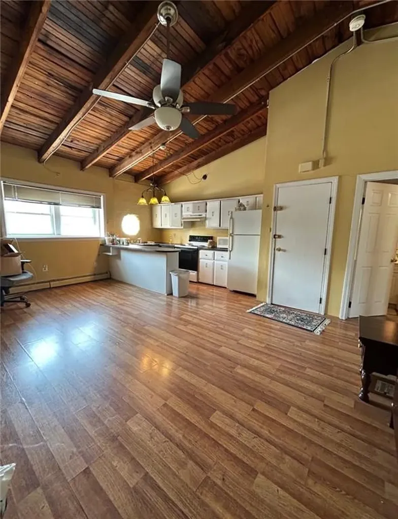 33 Halsey Street Newport RI 02840