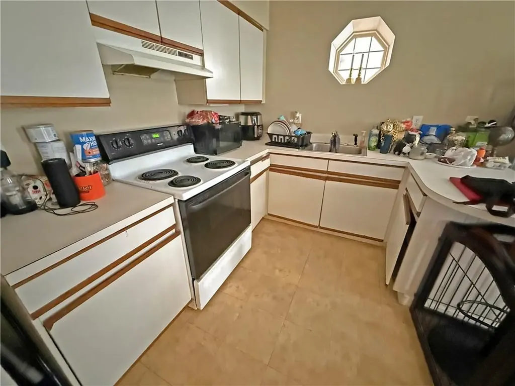 33 Halsey Street Newport RI 02840