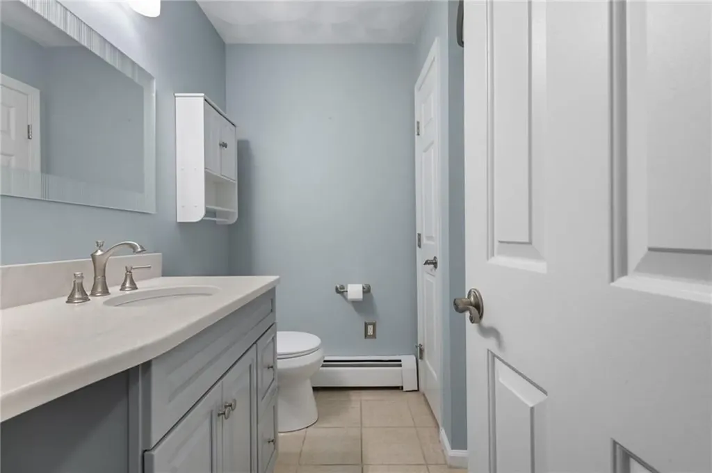 565 Quaker Lane West Warwick RI 02893