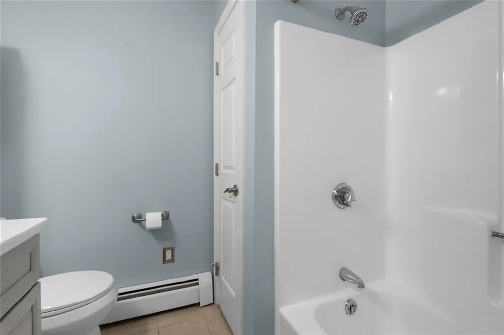 565 Quaker Lane West Warwick RI 02893