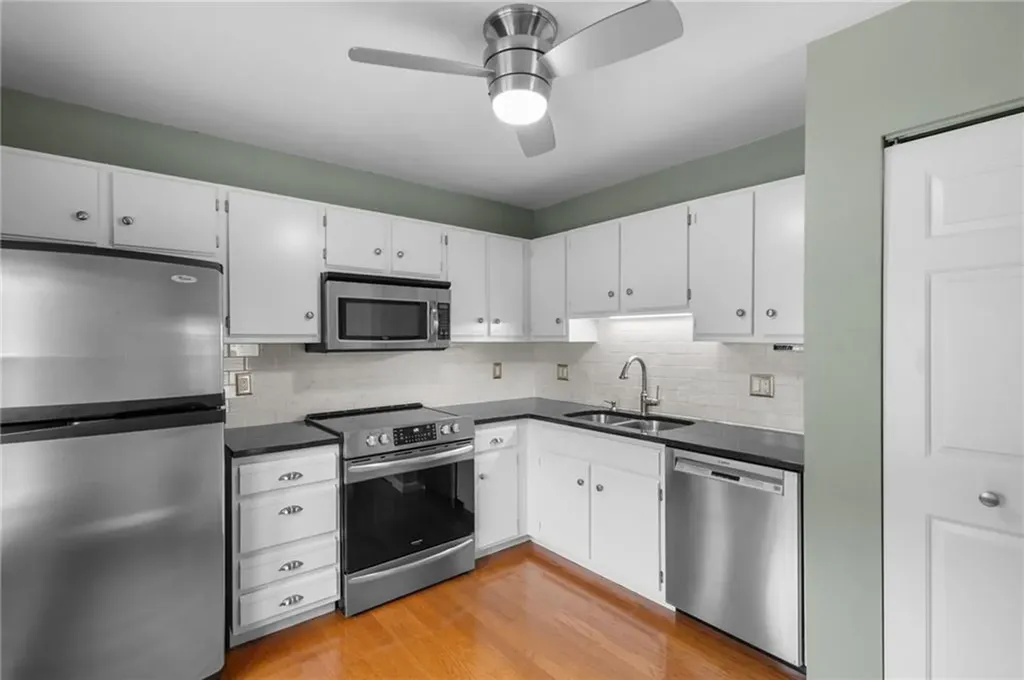 565 Quaker Lane West Warwick RI 02893