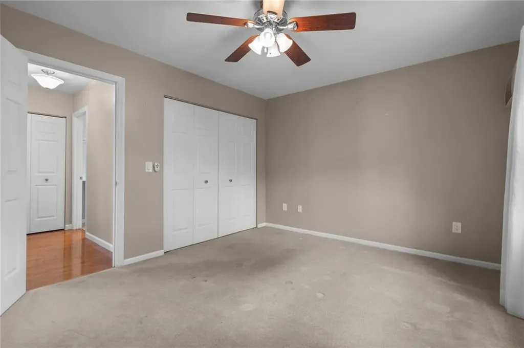 565 Quaker Lane West Warwick RI 02893