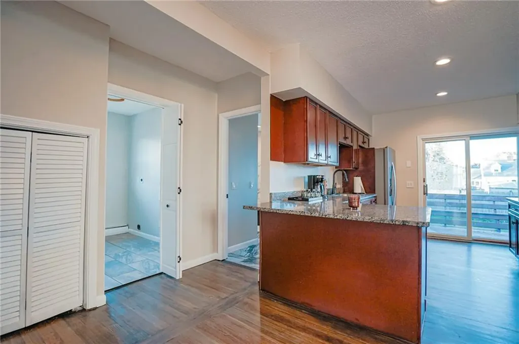 59 Bourne Avenue East Providence RI 02916