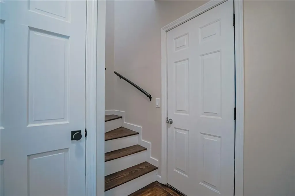 59 Bourne Avenue East Providence RI 02916