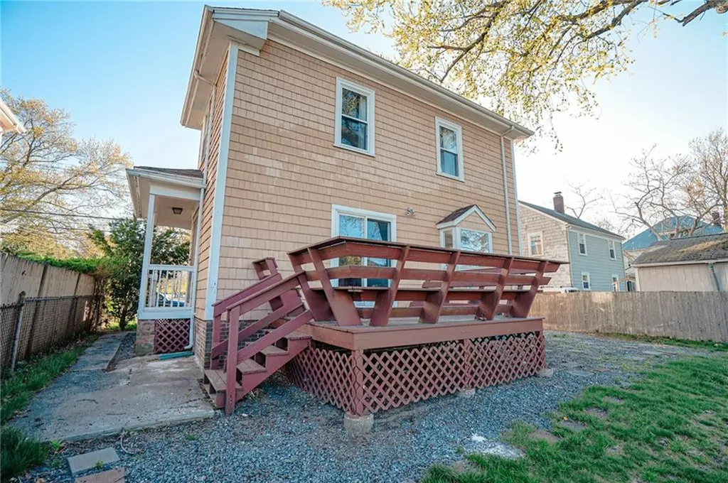 59 Bourne Avenue East Providence RI 02916