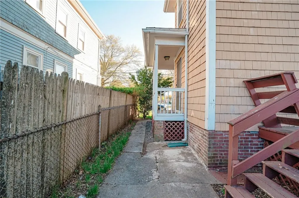 59 Bourne Avenue East Providence RI 02916