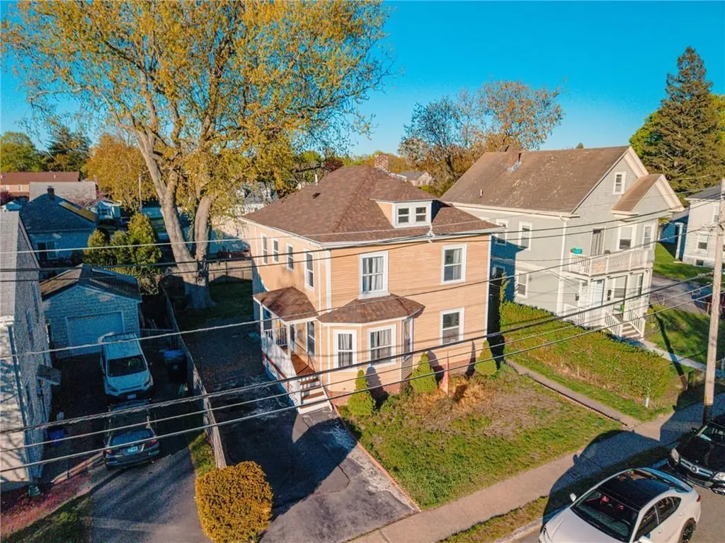 59 Bourne Avenue East Providence RI 02916