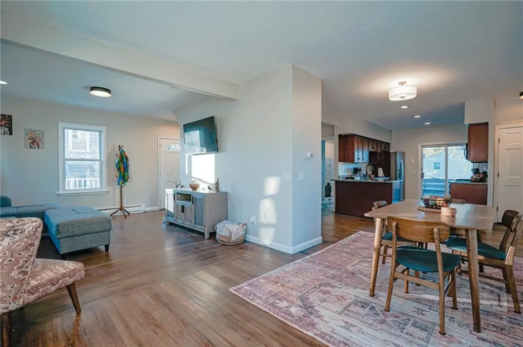 59 Bourne Avenue East Providence RI 02916