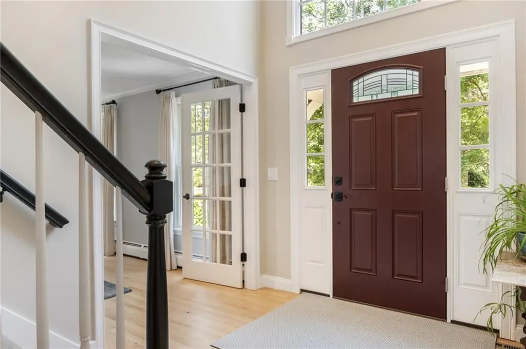 91 Woodridge Drive North Kingstown RI 02874