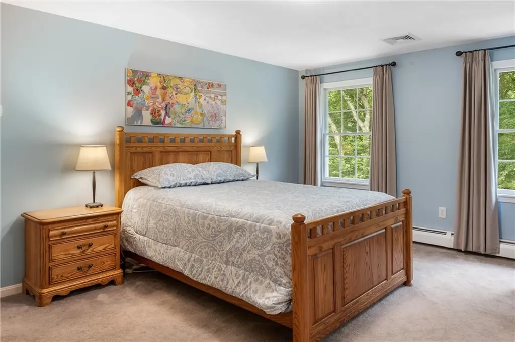 91 Woodridge Drive North Kingstown RI 02874