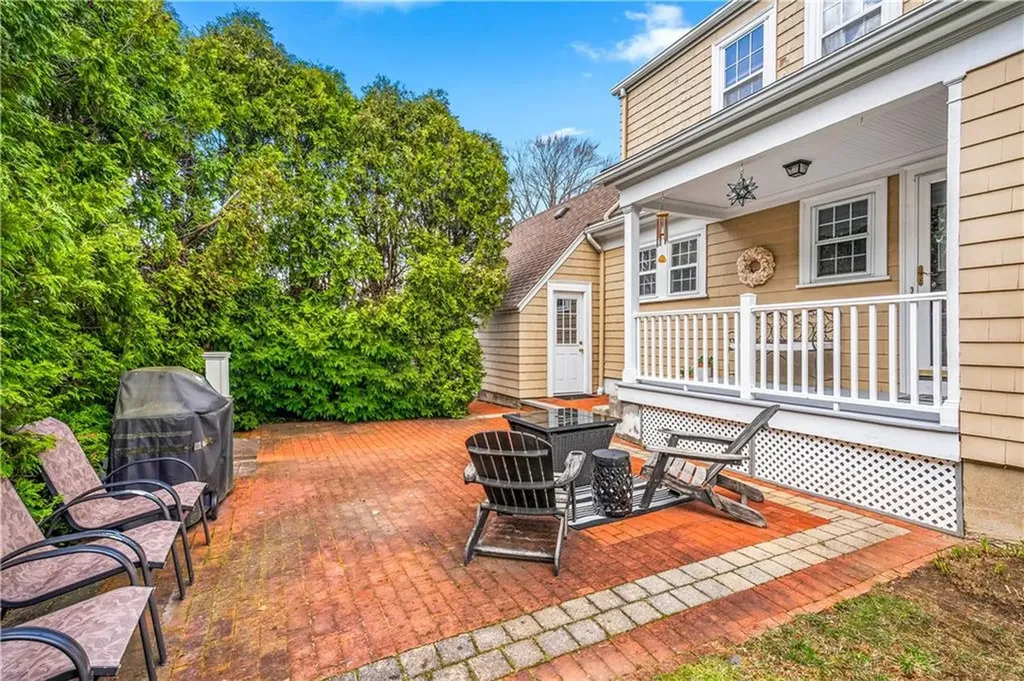 46 North Country Club Drive Warwick RI 02888