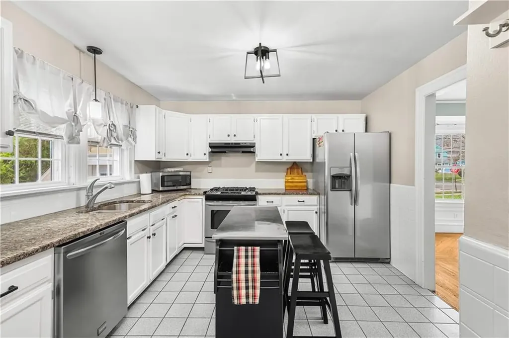 46 North Country Club Drive Warwick RI 02888