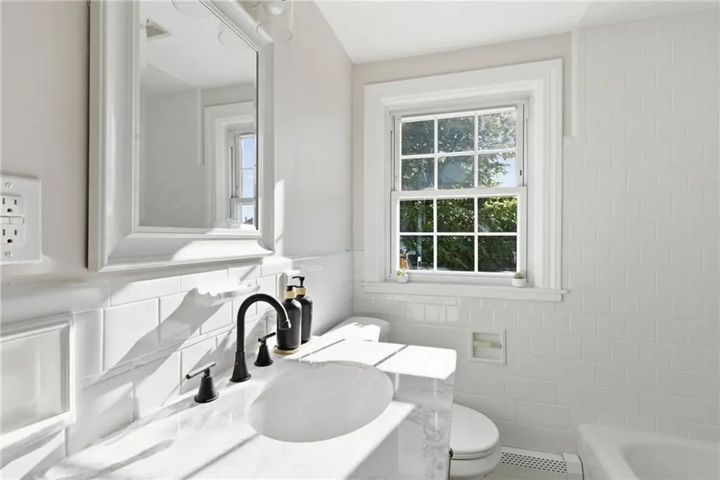 61 Rose Hill Drive Cranston RI 02920