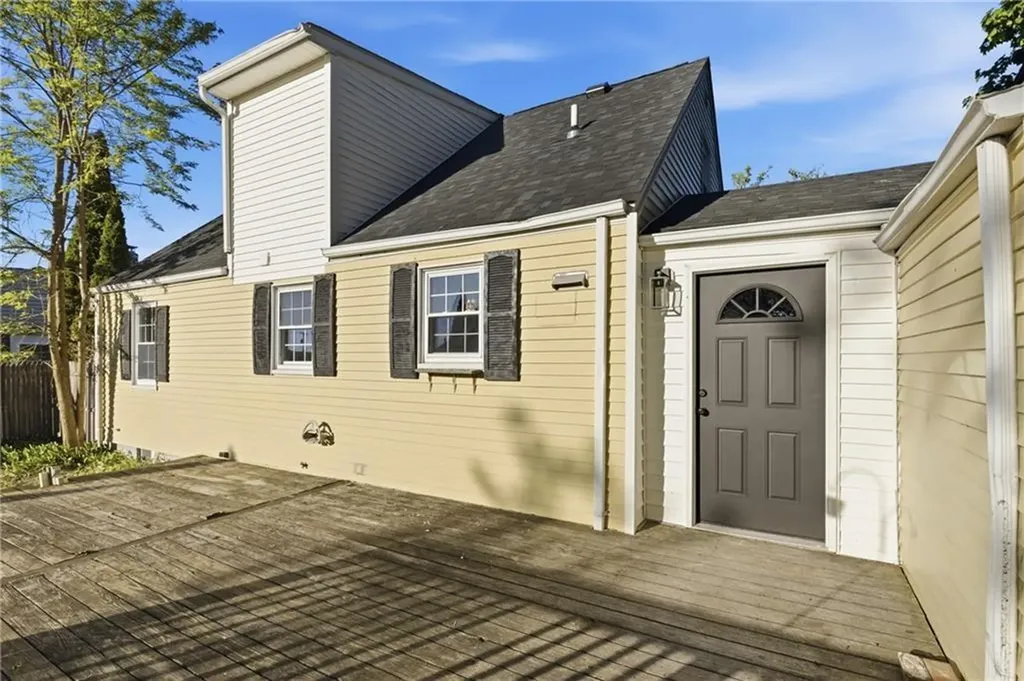 61 Rose Hill Drive Cranston RI 02920