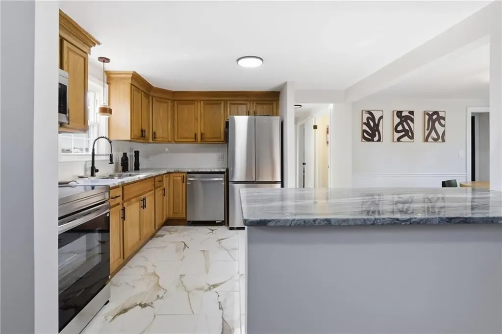 61 Rose Hill Drive Cranston RI 02920