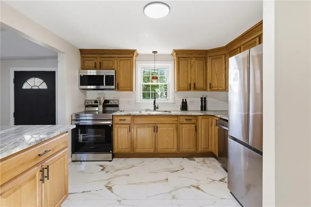 61 Rose Hill Drive Cranston RI 02920