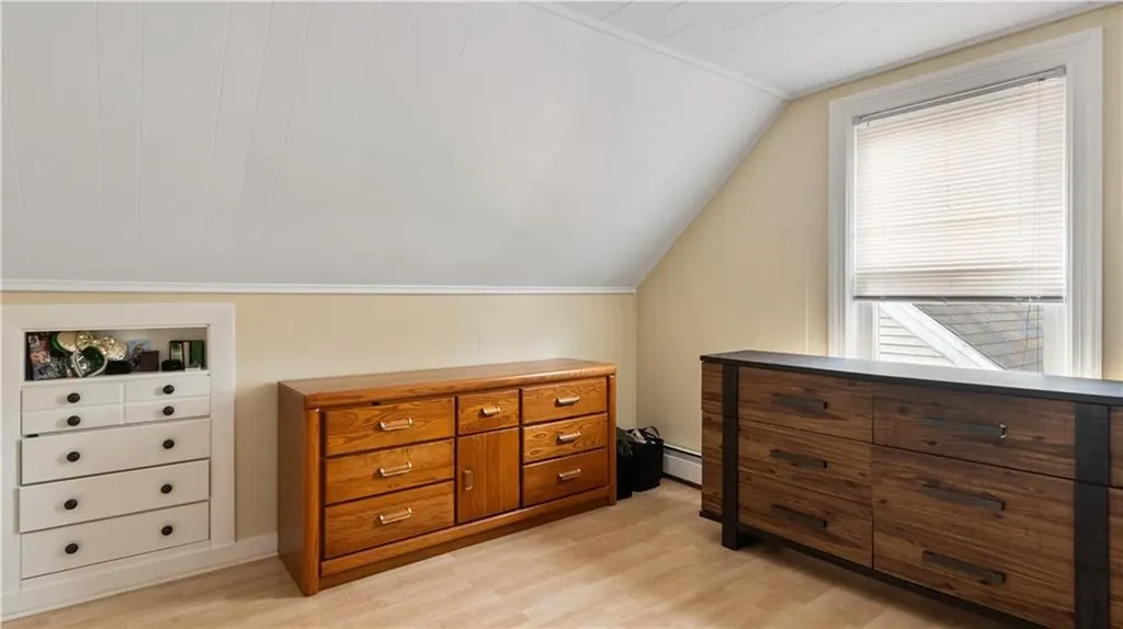162 Thatcher Street East Providence RI 02916