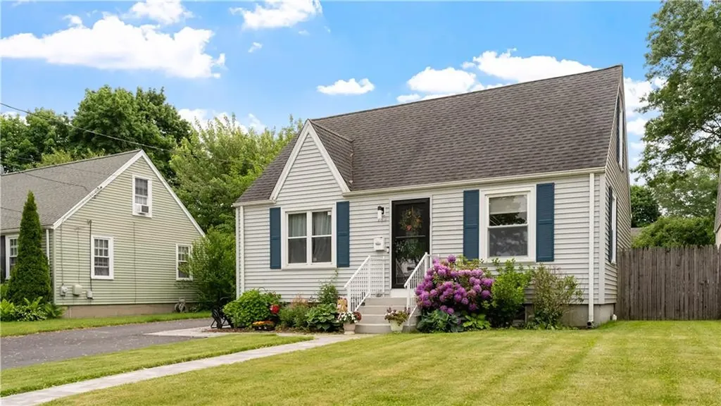 162 Thatcher Street East Providence RI 02916