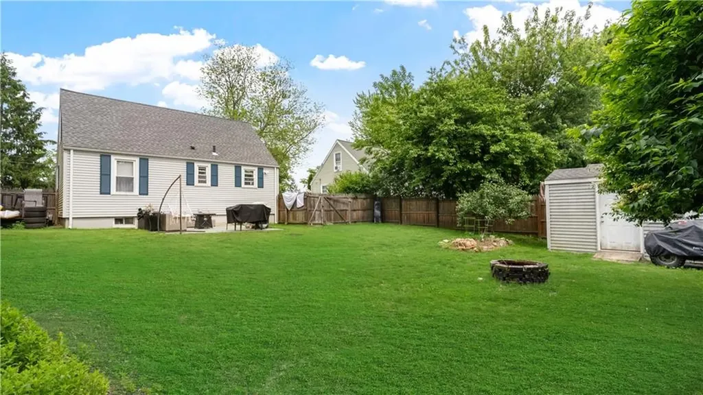 162 Thatcher Street East Providence RI 02916