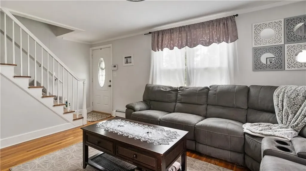 162 Thatcher Street East Providence RI 02916