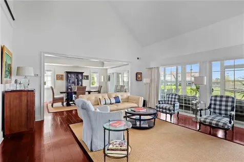 34 Wimbledon Circle Portsmouth RI 02871