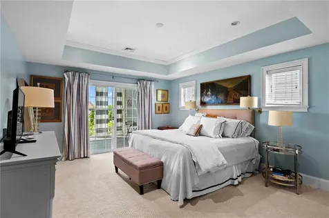 34 Wimbledon Circle Portsmouth RI 02871