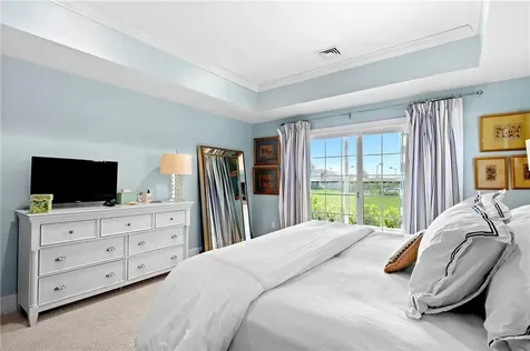 34 Wimbledon Circle Portsmouth RI 02871