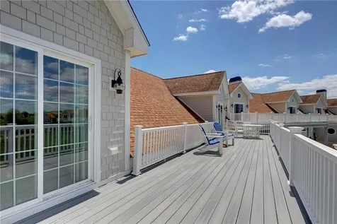34 Wimbledon Circle Portsmouth RI 02871