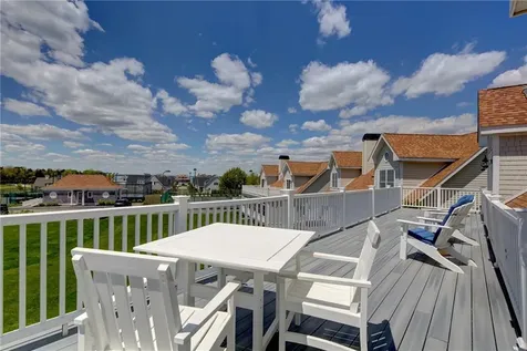 34 Wimbledon Circle Portsmouth RI 02871