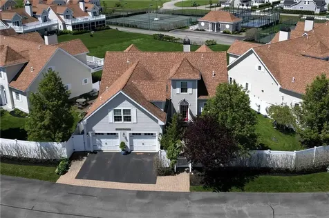 34 Wimbledon Circle Portsmouth RI 02871
