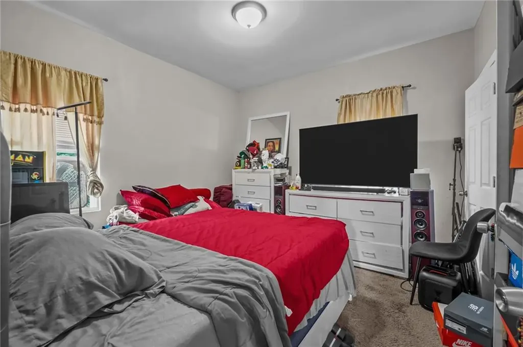 104 Alverson Avenue Providence RI 02909