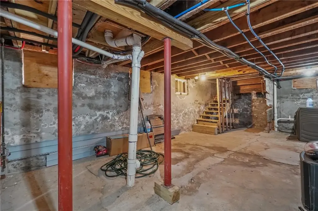 104 Alverson Avenue Providence RI 02909