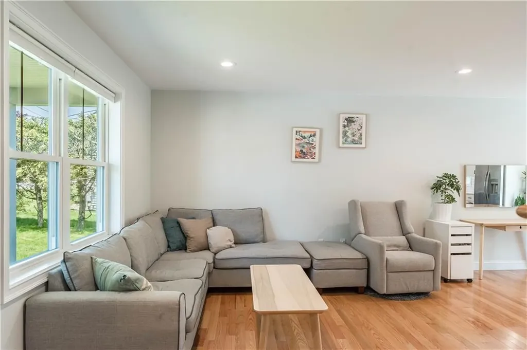 100 East View Avenue Cranston RI 02920